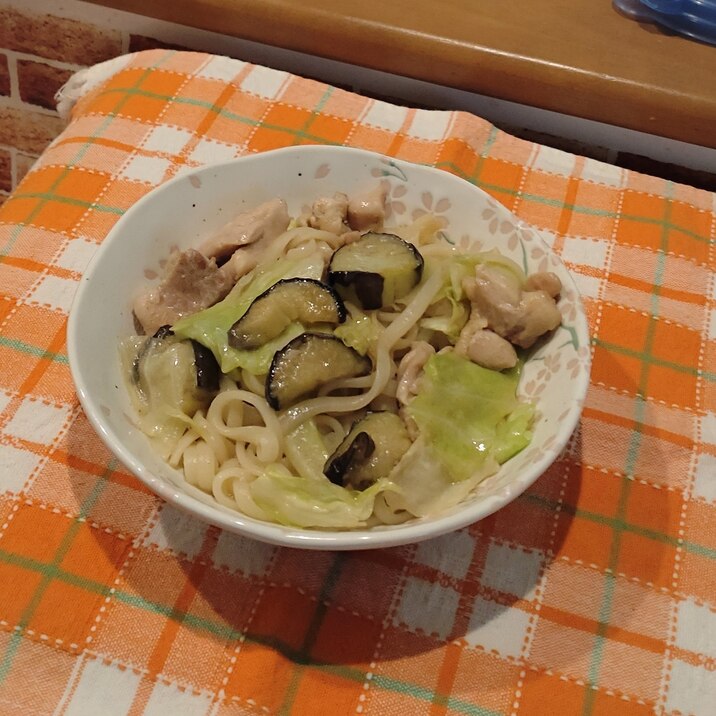 お好みの具で焼きうどん